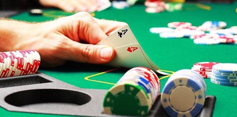Thông tin về cách chơi Poker 2 lá