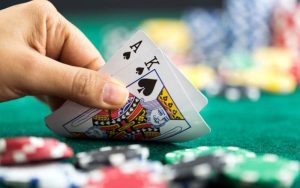 Tìm hiểu kỹ luật Poker 2 lá